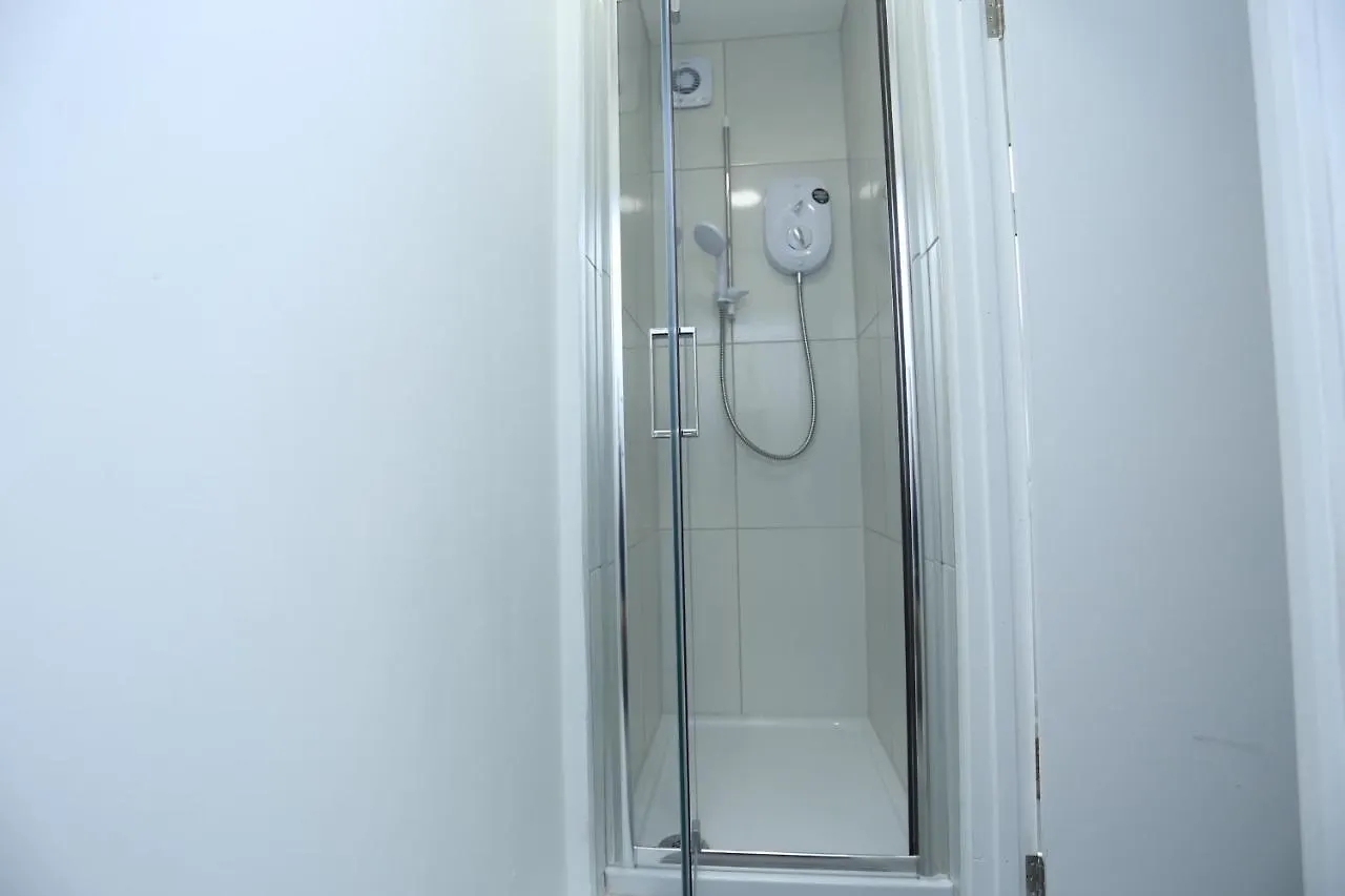 Abbeywood Station House London Apartment